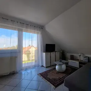 Skarlet Apartment