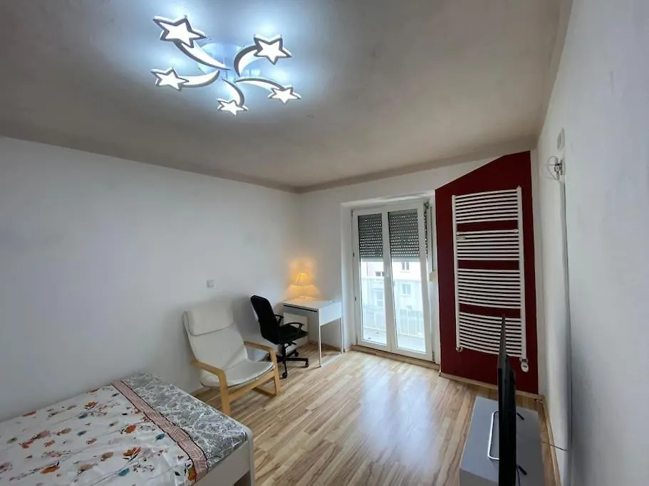 Room With Balcony In Neuburg Neuburg an Der Donau