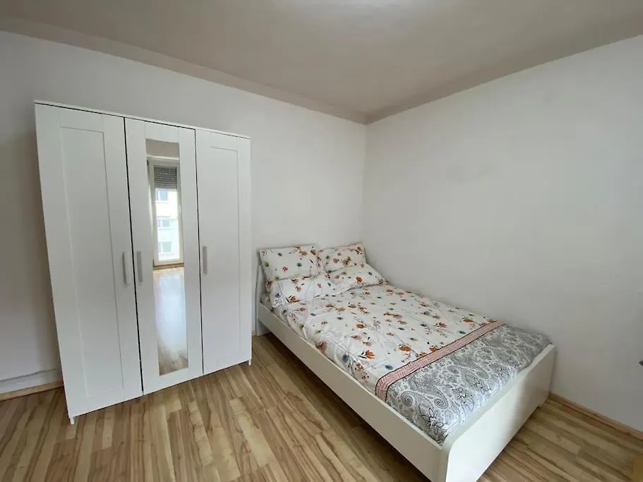 Room With Balcony In Neuburg Neuburg an Der Donau 0*,